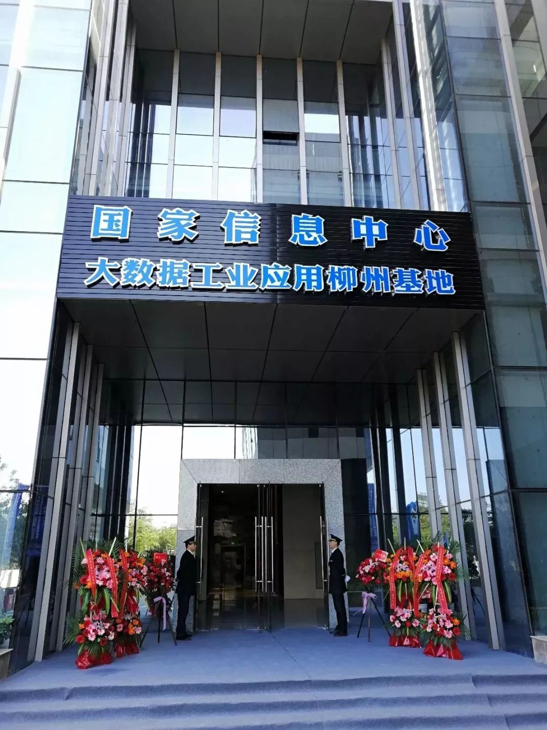 1543583965834816.jpg 70.webp.jpg